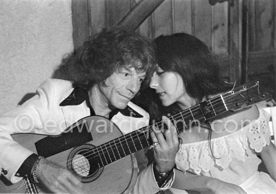 Manitas de Plata (Little Silverhands),  flamenco guitarist. Saint-Tropez 1978. - Photo by Edward Quinn