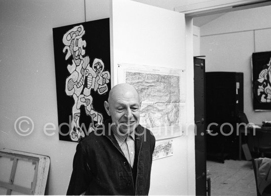 Jean Dubuffet at his studio in Vence 1966. - Photo by Edward Quinn