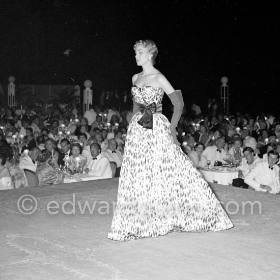 Dior fashion show at Monte Carlo summer gala 1953. - Photo by Edward Quinn