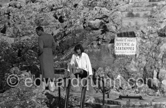 Greta Garbo, George Schlee at villa “The Rock”, gymnastics beside the sea. Cap d’Ail 1958. - Photo by Edward Quinn