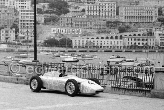 Maria Teresa de Filippis, (4) Porsche Special FII with Italian body ("Behra-Porsche"). Monaco Grand Prix 1959. - Photo by Edward Quinn