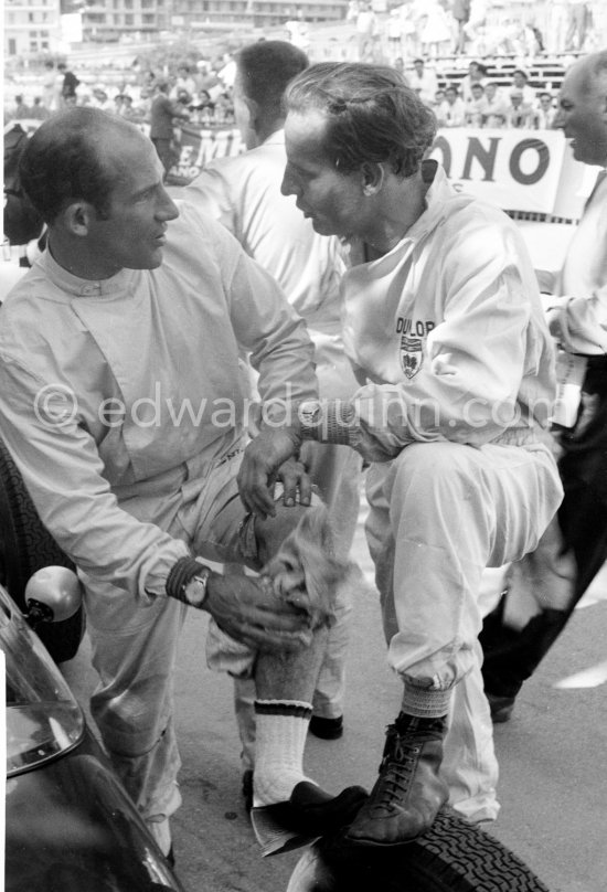 Stirling Moss and Innes Ireland. Monaco Grand Prix 1960. - Photo by Edward Quinn