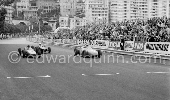 Dan Gurney, (4) Porsche 804, Carel Godin de Beaufort, (44) Porsche 718, Phil Hill (R) Ferrari 156. Monaco Grand Prix 1962. - Photo by Edward Quinn