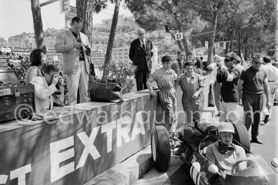 Joakim Bonnier. Monaco Grand Prix 1963. - Photo by Edward Quinn