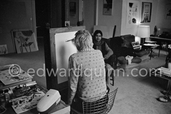 David Hockney drawing "Carlos", Paris 1975. - Photo by Edward Quinn