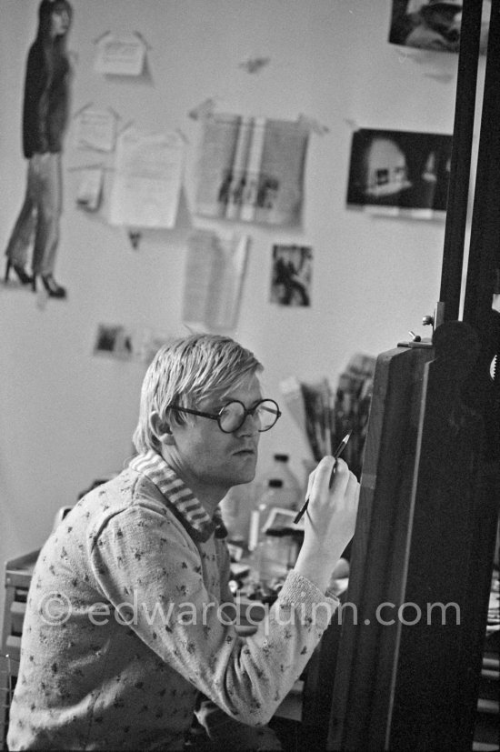 David Hockney drawing "Carlos", Paris 1975. - Photo by Edward Quinn