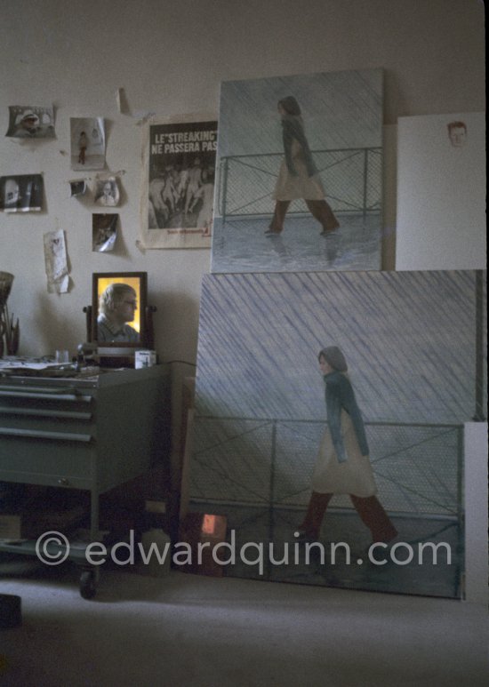 David Hockney in the mirror (as in painting "My parents and myself", 1975), Paris 1975. - Photo by Edward Quinn