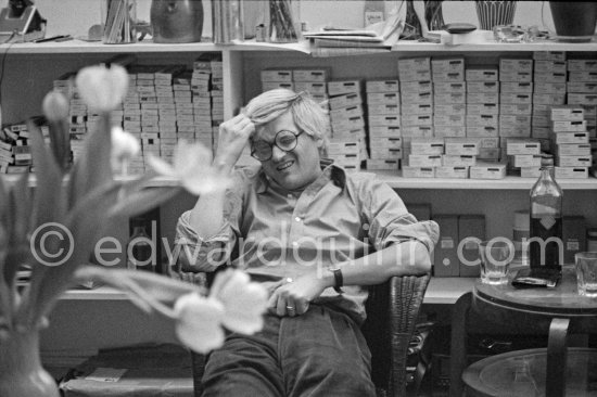 David Hockney at his studio, London 1977. - Photo by Edward Quinn