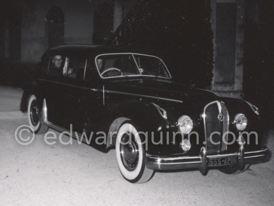 The Hotchkiss of King Baudouin of Belgium. Mougins 1952. Hotchkiss Anjou 2050 1953. - Photo by Edward Quinn