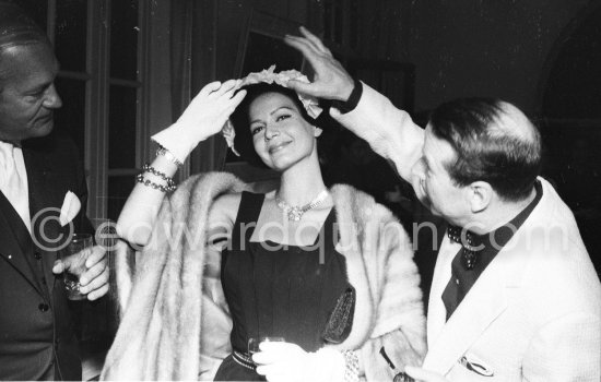 Georges Simenon, Curd Jürgens and Eva Bartok. Cannes Film Festival 1957. - Photo by Edward Quinn