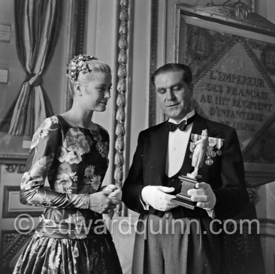 Grace Kelly (later to become Princess Grace) at the Royal Palace just before she met Prince Rainier for the first time. One of Prince Rainier’s personal servants, Michel Demorizi, guided her around some of the great number of rooms of the Royal Palace. Monaco 1955. - Photo by Edward Quinn