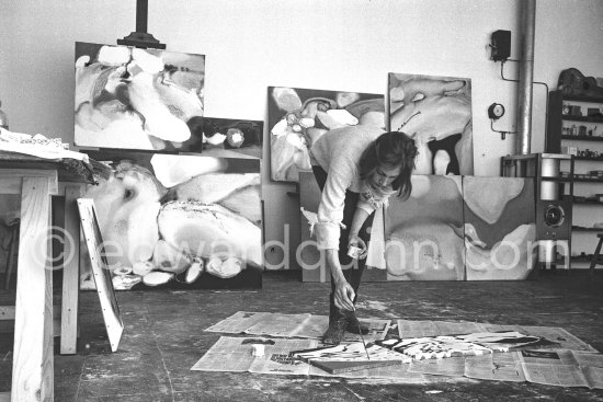 Anne Madden le Brocquy at work at the studio she shared with her husband Louis le Brocquy, Carros 1964. - Photo by Edward Quinn