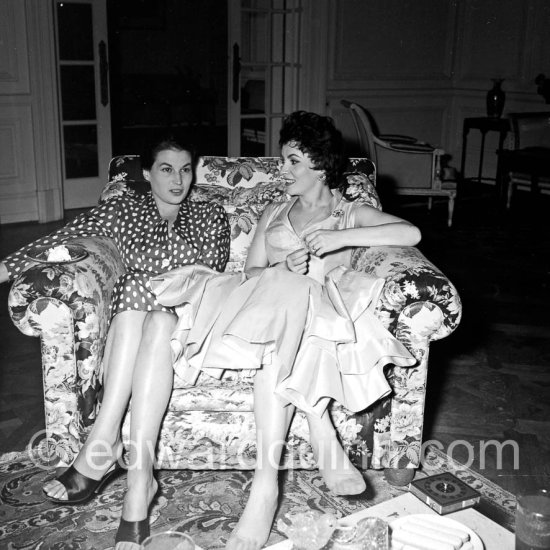 Silvana Mangano with Gina Lollobrigida at Casa del Mare, Roquebrune-Cap Martin 1955. - Photo by Edward Quinn