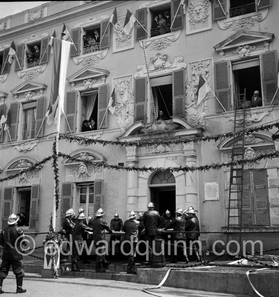 Fire drill on the Place du Palais. Monaco 1951 - Photo by Edward Quinn