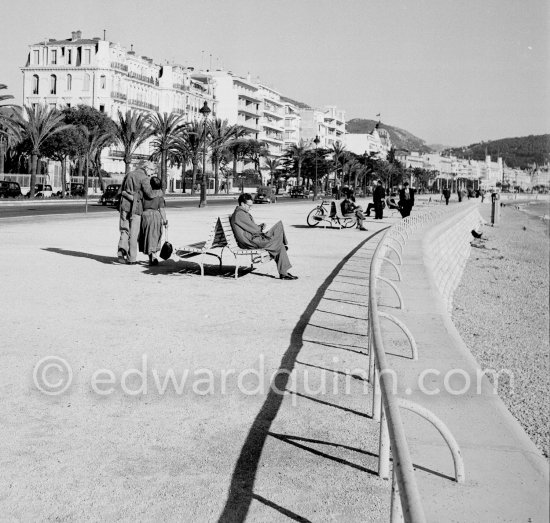 Promenade des Anglais. Nice about 1952. - Photo by Edward Quinn