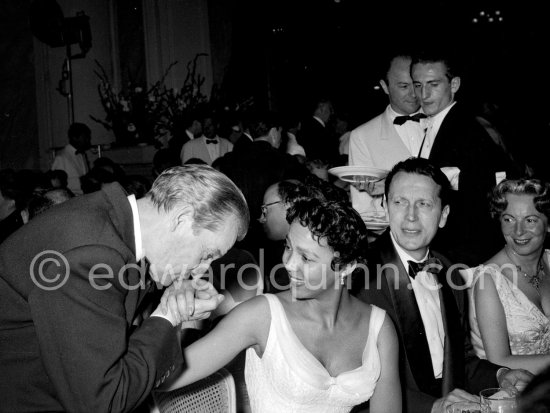 Marcel Pagnol, Jury President of the Cannes Film Festival and Dorothy Dandridge. On the right Cannes Festival founder and president Robert Favre Le Bret. Cannes 1955. - Photo by Edward Quinn