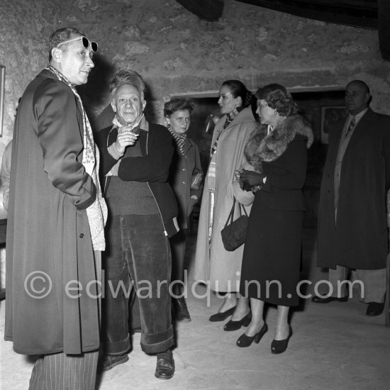 Pablo Picasso and Hélène Parmelin with Sovjet Film delegation Pablo Picasso with a Sovjet Film delegation. From left Serge Youtkevitch (director), Pablo Picasso, Hélène Parmelin, Klara Luchko, Ljubov Orlova, Akaky Khorava. Vallauris 1954. - Photo by Edward Quinn