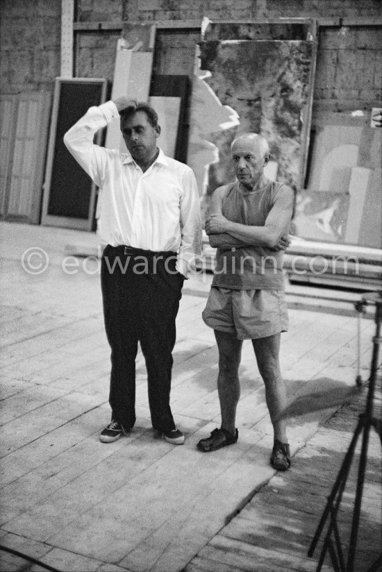 Pablo Picasso and Henri-Georges Clouzot. "Le mystère Picasso", Nice, Studios de la Victorine 1955. - Photo by Edward Quinn