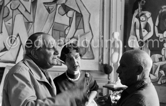 Pablo Picasso with Alberto Magnelli and his wife Susi Magnelli-Gerson. La Californie, Cannes 1956. - Photo by Edward Quinn