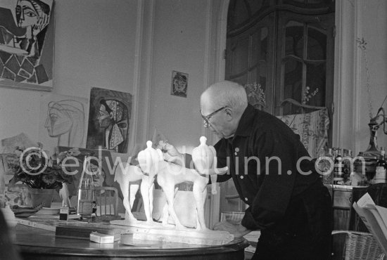 Pablo Picasso working on two plasters of "Centaure". La Californie, Cannes 1956. - Photo by Edward Quinn