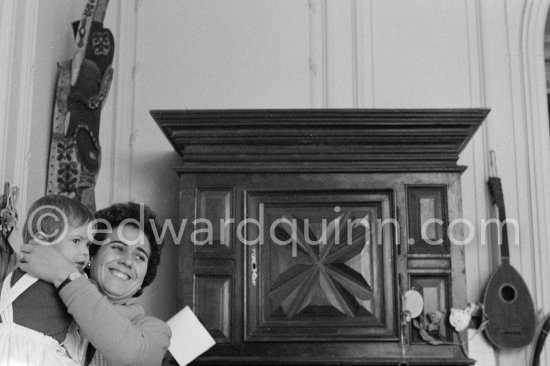 Lucia Dominguin and Inès Sassier. La Californie, Cannes 1959. - Photo by Edward Quinn