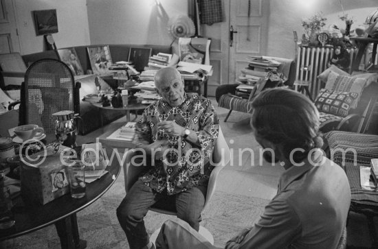 Pablo Picasso and his printer Piero Crommelynck. Mas Notre-Dame-de-Vie, Mougins 1967. - Photo by Edward Quinn