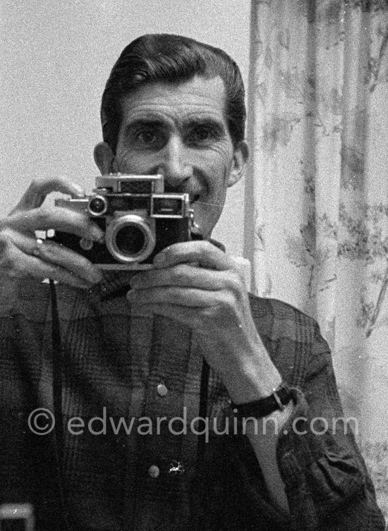 Edward Quinn, with his Leica M3, Nice about 1956. - Photo by Edward Quinn