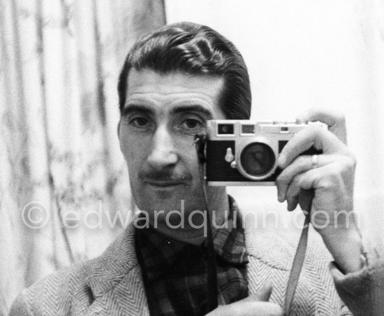 Edward Quinn, with his Leica M3, Nice about 1956. - Photo by Edward Quinn