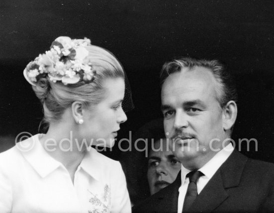 Prince Rainier and Princess Grace, Monaco Grand Prix 1960. (Grace Kelly) - Photo by Edward Quinn