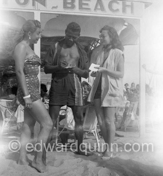 Sugar Ray Robinson, American professional boxer. Frequently cited as the greatest boxer of all time. Juan-les-Pins 1951 - Photo by Edward Quinn