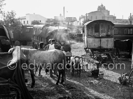 Gypsies on the occasion of the yearly pilgrimage and festival of the Gypsies in honor of Saint Sara, Saintes-Maries-de-la-Mer in 1953. - Photo by Edward Quinn