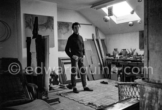 Painter Patrick Scott at his house in Dublin 1963. - Photo by Edward Quinn