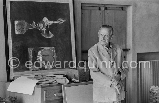 Graham Sutherland at La Villa Blanche. Menton 1974. - Photo by Edward Quinn