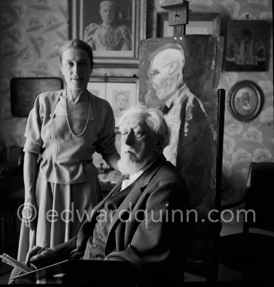 Danish artist Jens Ferdinand Willumsen and his partner, the dancer and painter Michelle Bourret, Cannes 1955. - Photo by Edward Quinn