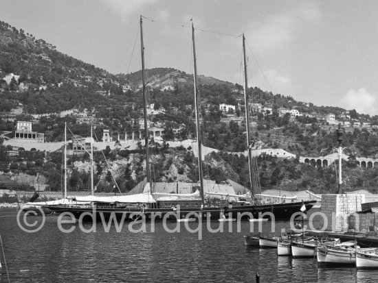 Stavros Niarchos\' Schooner Le Creole. Near Villefranche, 1955. - Photo by Edward Quinn